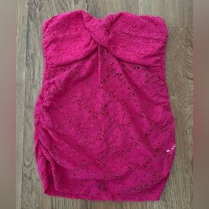 Elegant Pink Lace Strapless Top